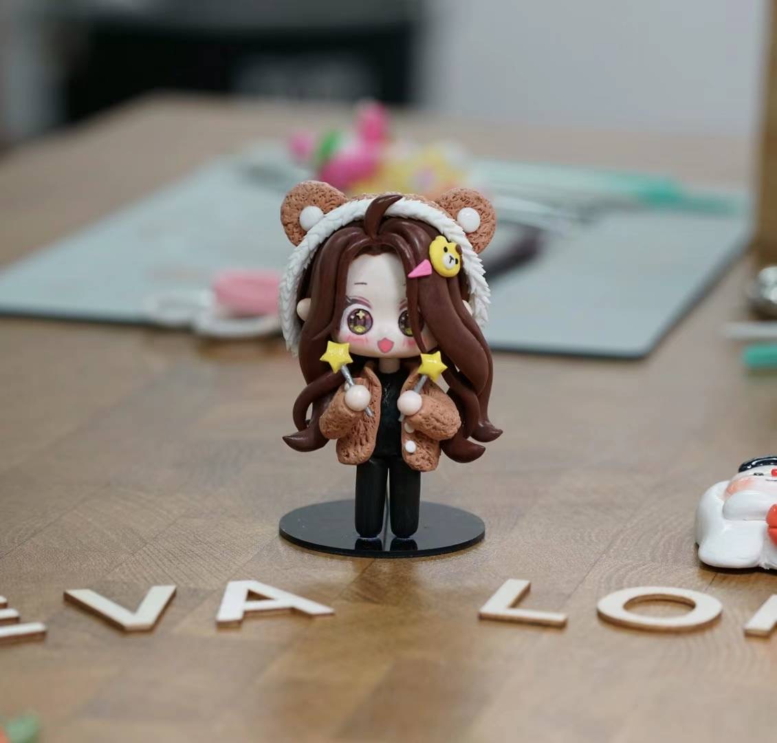 Chibi figure 3